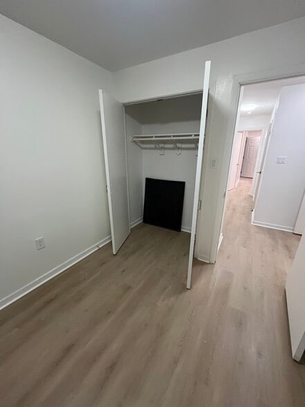 Building Photo - 929 Gates Ave