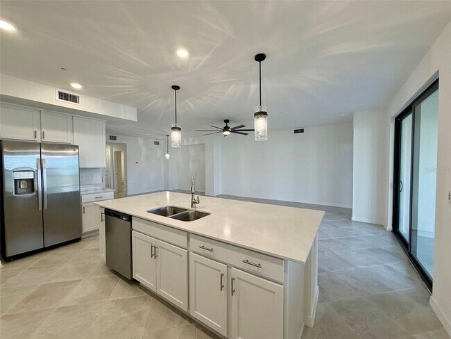 Building Photo - 5624 Summit Point Cir