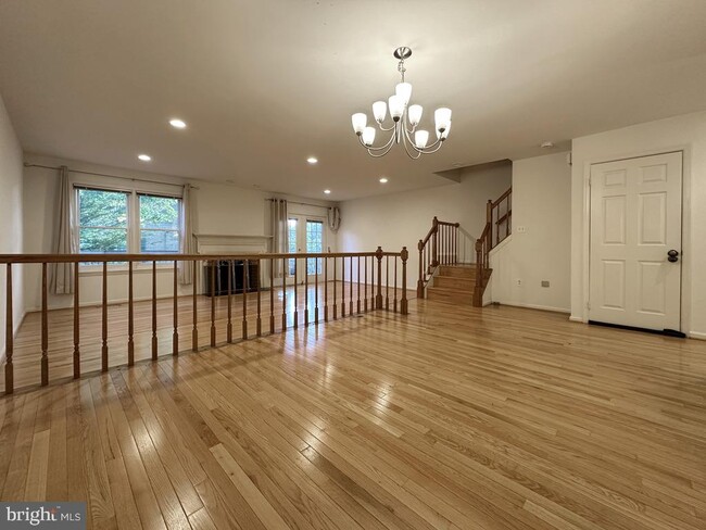 Building Photo - 6042 Loganwood Dr