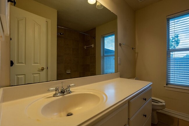 Building Photo - 12502 Boxwood Way Ln