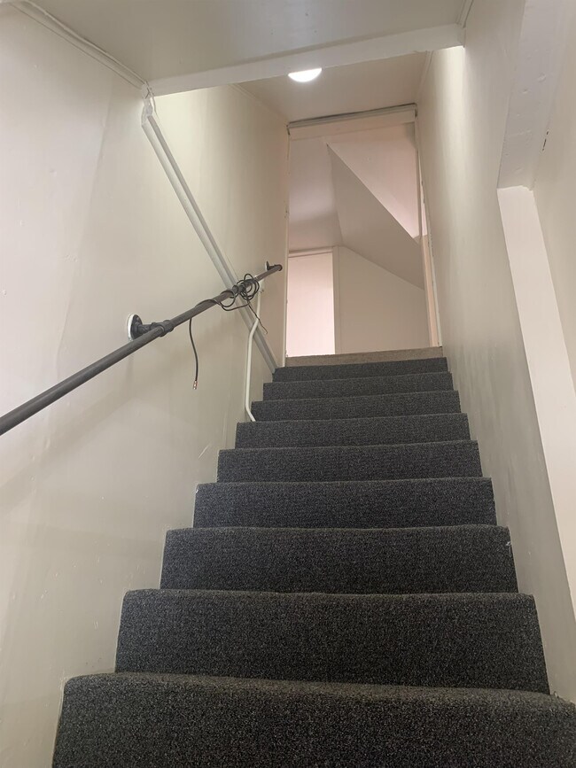 Building Photo - 500 S Lincoln St