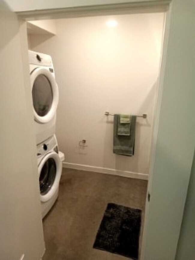 Interior Photo - Barranca LA