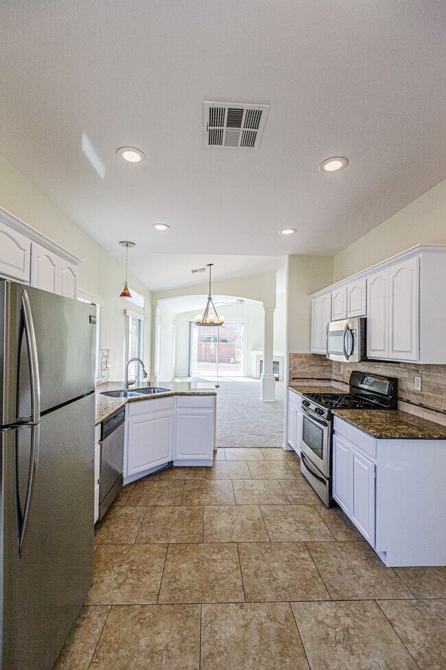 Building Photo - 1765 Baja Ln