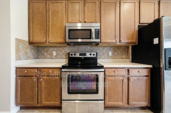 Building Photo - 374 Porta Rosa Circle