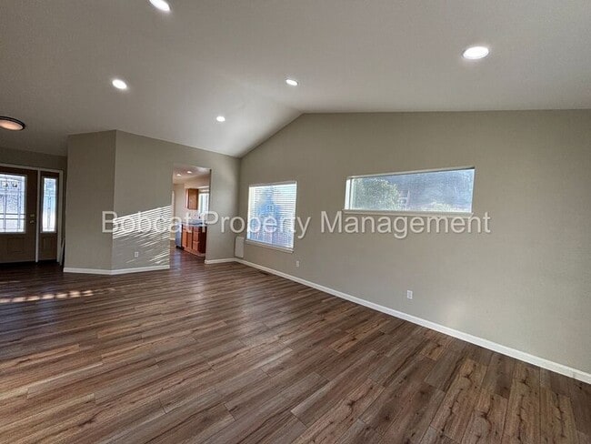 Building Photo - 3522 Smoketree Ave