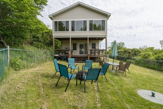 Building Photo - 40537 NY-12