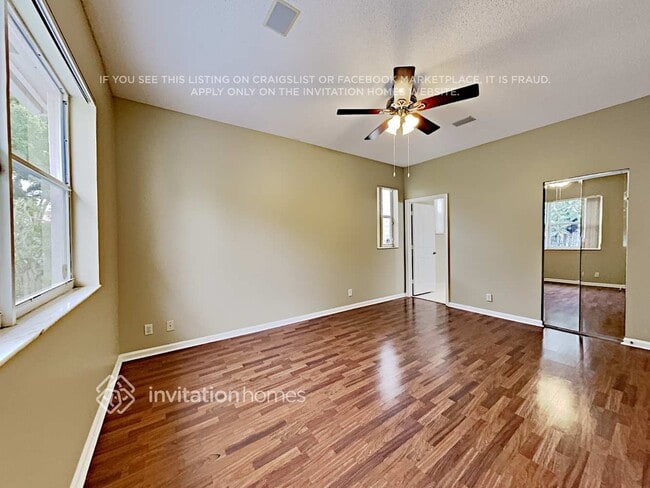 Building Photo - 4845 NW 20th Pl