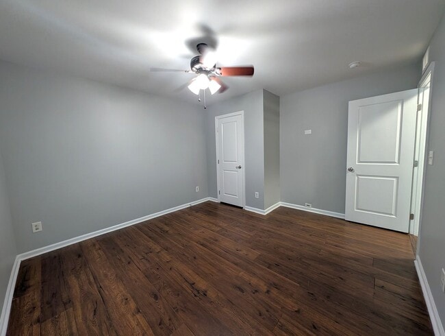 Building Photo - Stunning 2 Story Home Located in The Settlements at Withrow Downs Community!