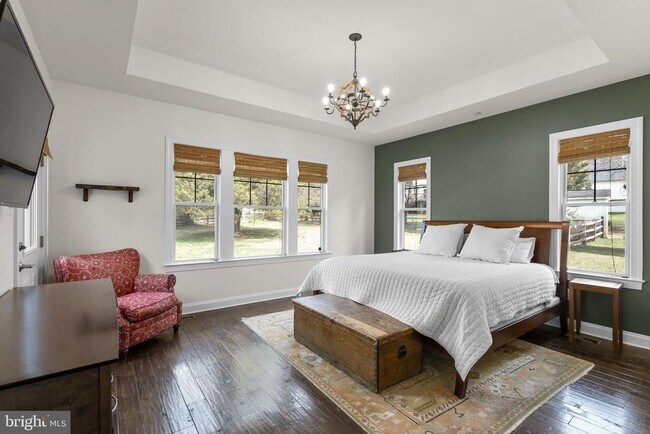 Building Photo - 17601 Crystal Spring Terrace