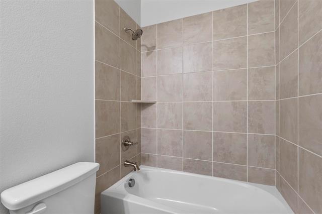 Building Photo - 135 Mesa Dr