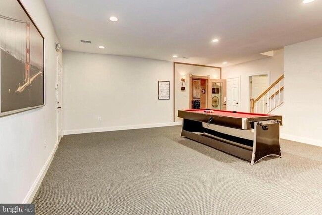 Building Photo - 9110 Sterling Montague Dr