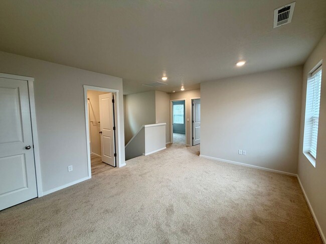 Building Photo - Brand New Construction! 3 Bed + Loft, 2.5 Bath