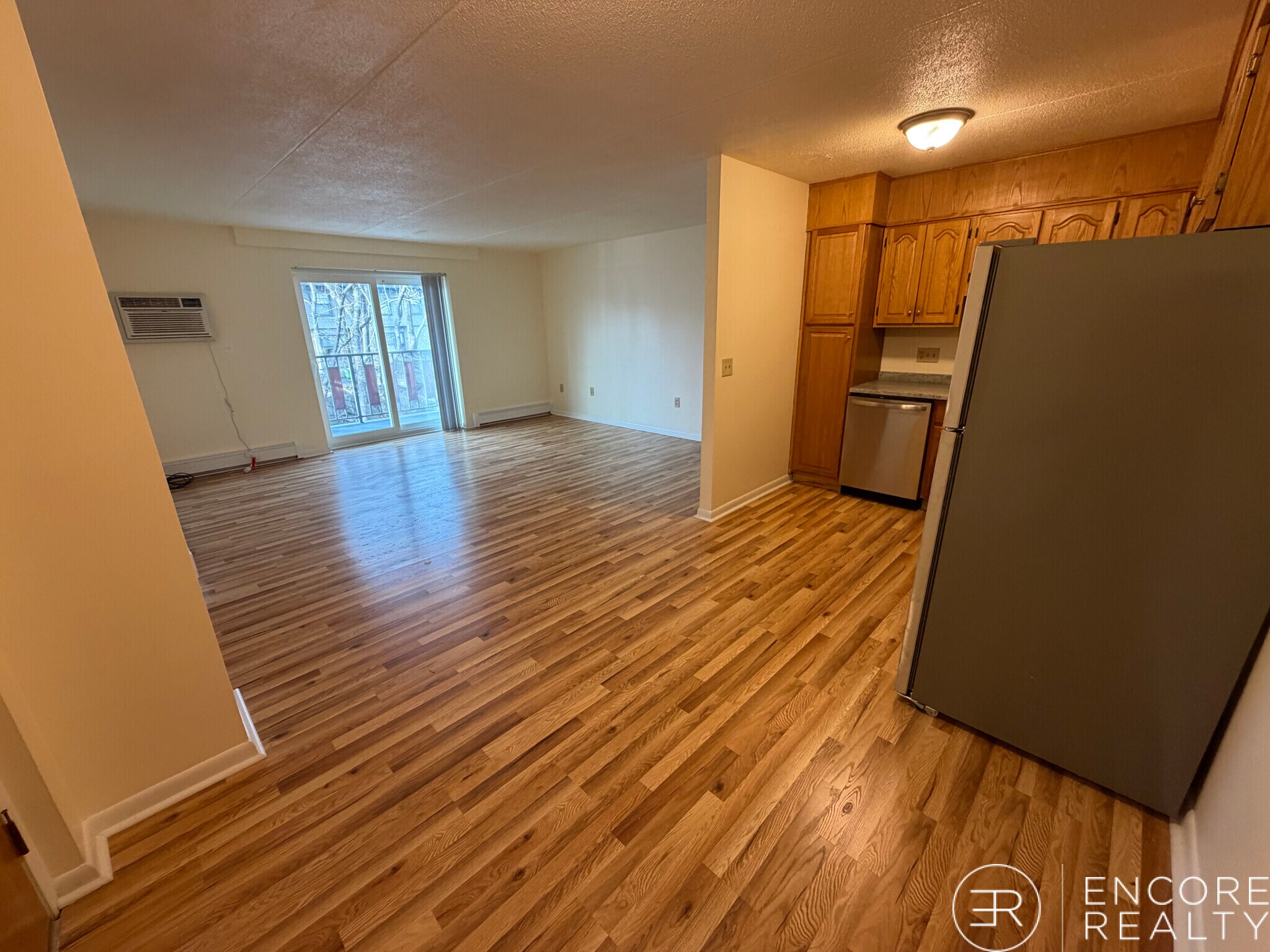 Building Photo - 124 Sutherland Rd