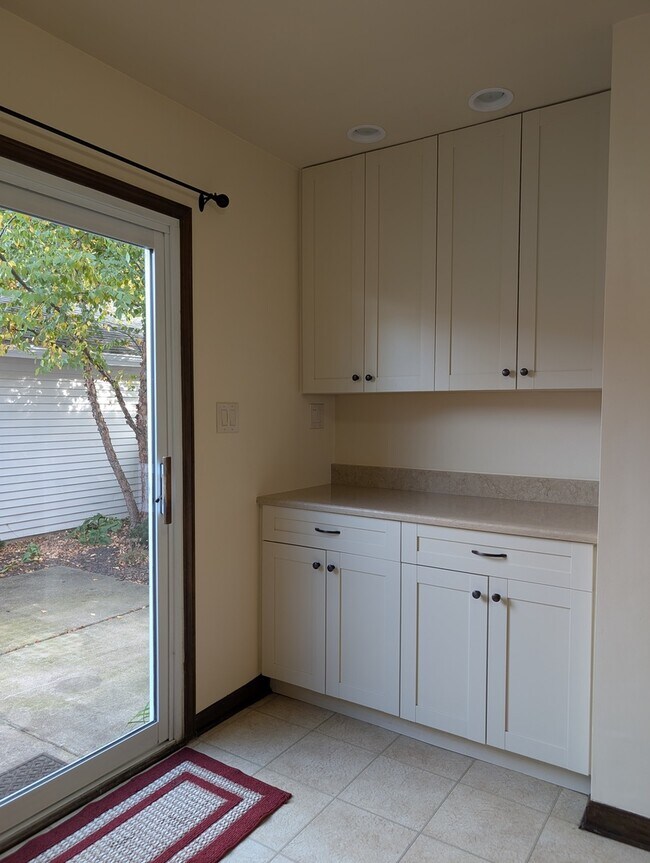 Building Photo - 1535 Wedgefield Cir