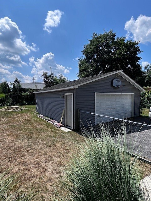 Building Photo - 29 Crestline Pl