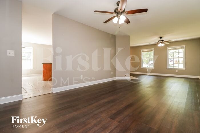 Building Photo - 1237 State Rd S-8-806