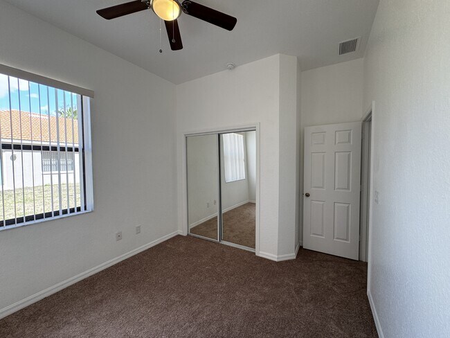 Building Photo - 446 Caraway Dr