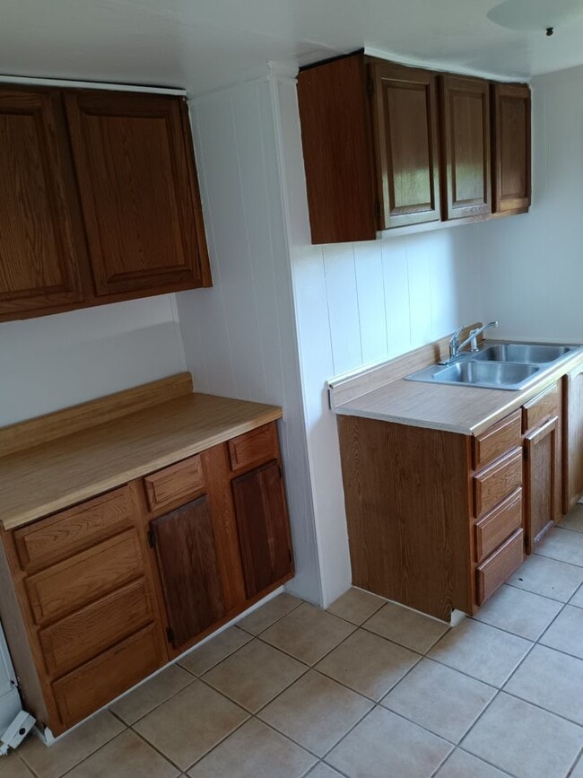 Building Photo - 1 Bedroom/1 Bath Apt near ETSU   Johnson C...