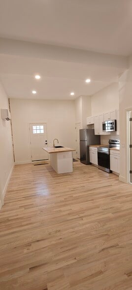 Building Photo - 4204 Williamson Pl