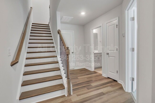 Building Photo - 1715 Chirping Trl