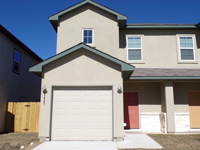 Primary Photo - 111 Peruna Dr