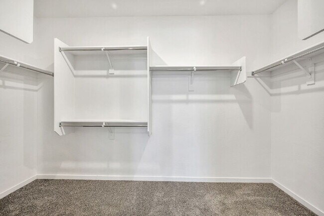 Building Photo - 3104 Bee Trl
