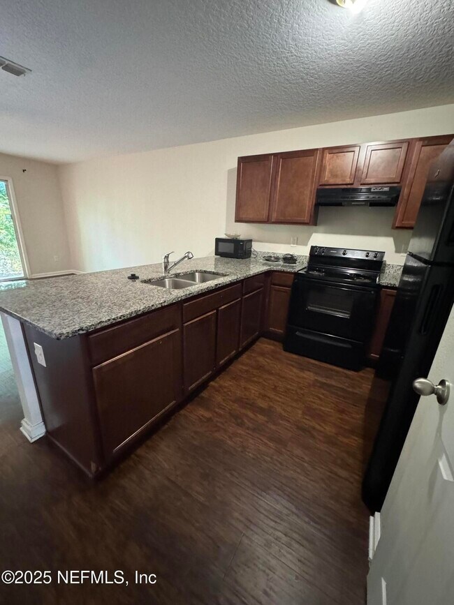 Building Photo - 7149 Timmerman Ln