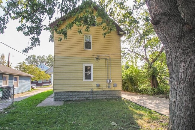 Building Photo - 3992 E 26th St