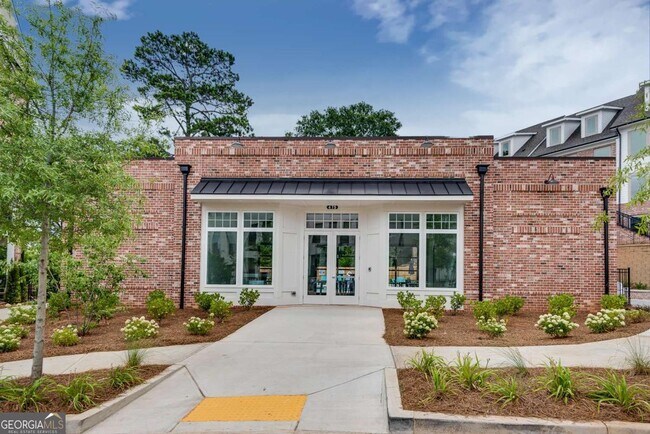 Building Photo - 513 Burton Dr