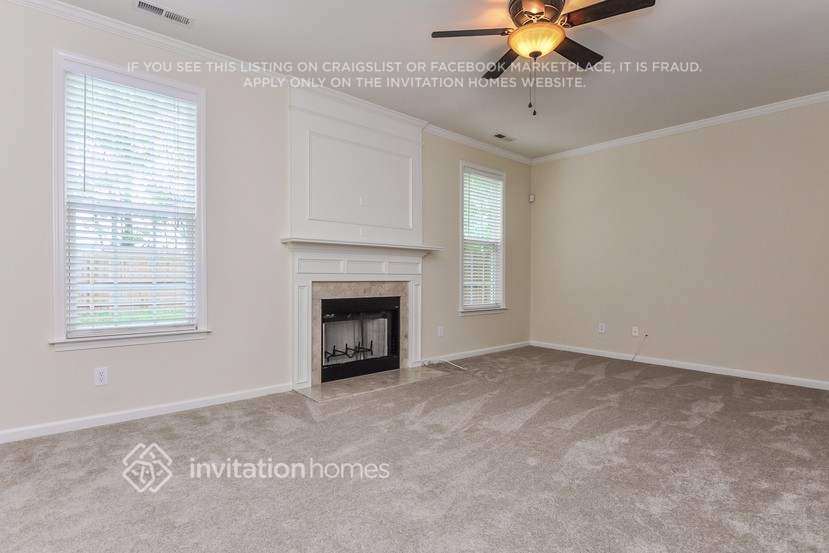 Building Photo - 5600 Keowee Way