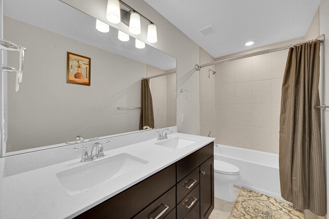 Building Photo - 4995 Cavelletti Rd
