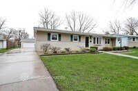 Building Photo - 18829 Greenbay Ave