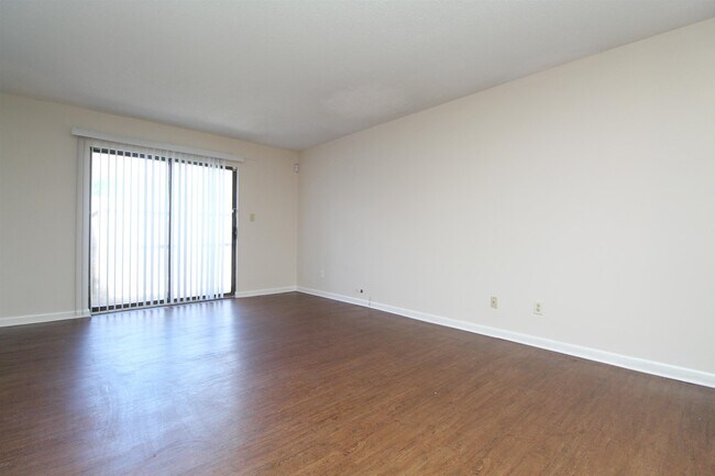 Building Photo - 5209 Char Bar Dr-