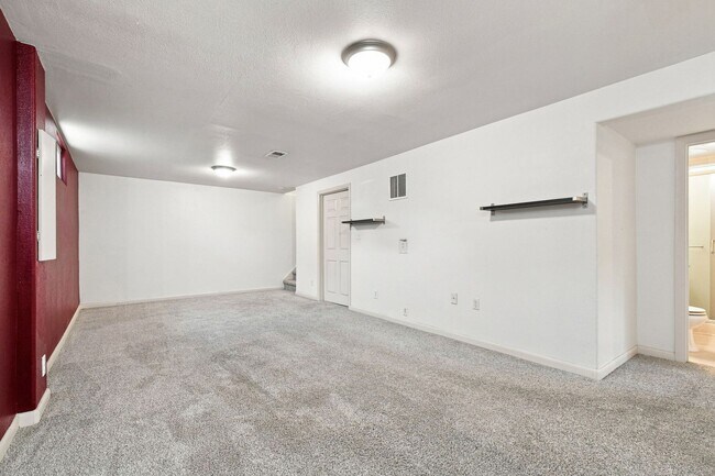 Building Photo - Outstanding Ranch Style home in Arvada!
