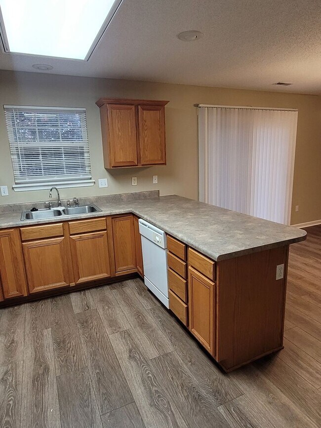 Building Photo - 2409 Bentley Ct