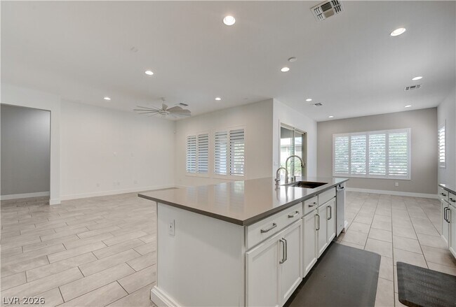 Building Photo - 6020 Langreo Ln