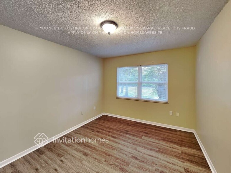Building Photo - 713 Little Wekiva Rd