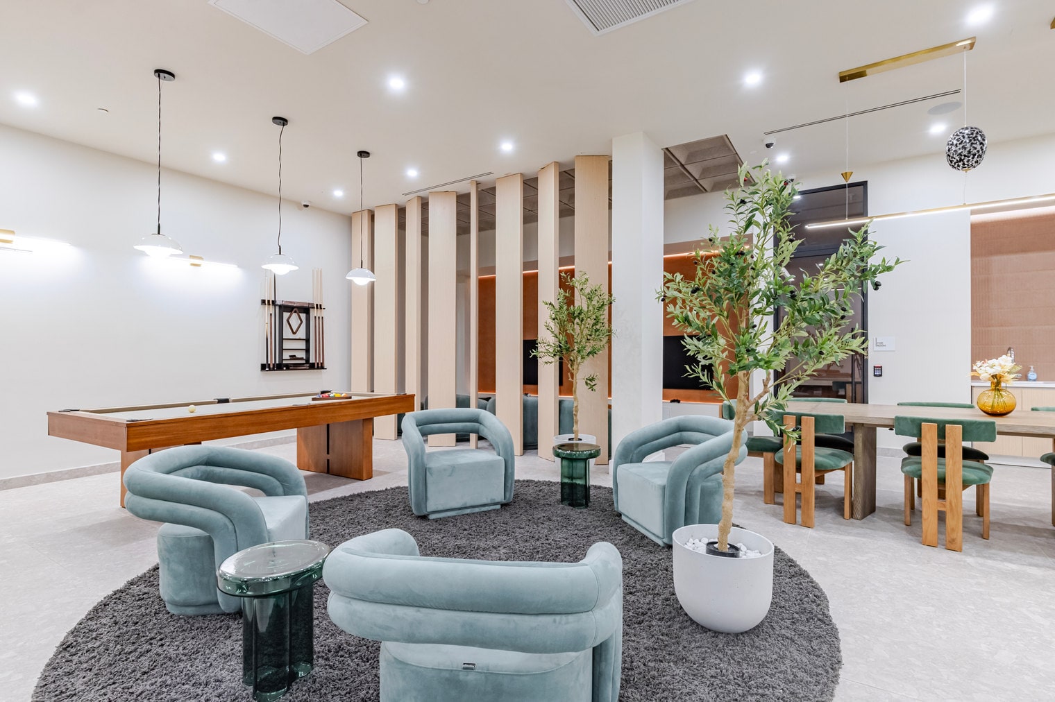 Building Photo - 218 Front St