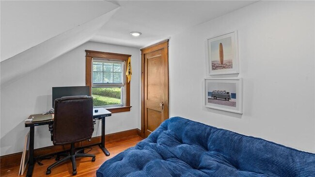 Building Photo - 56 Ruggles Ave