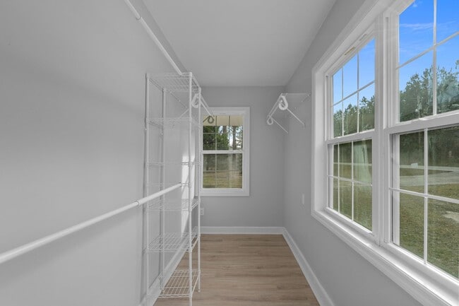 Building Photo - 2730 Cultra Rd