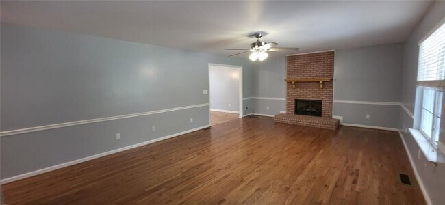 Building Photo - 15 Spring Branch Dr