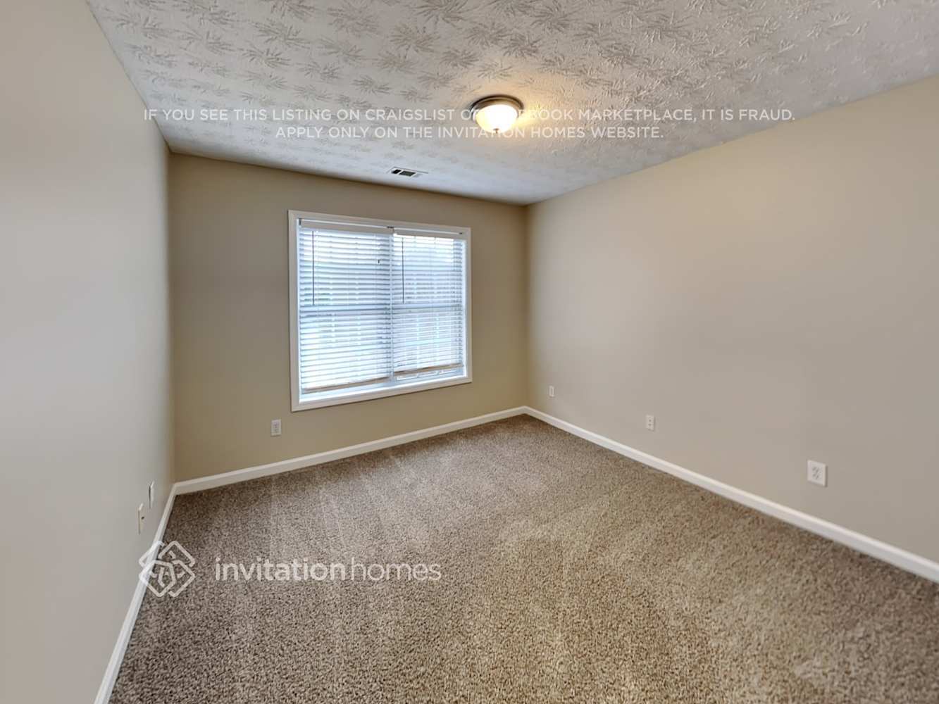 Building Photo - 2363 Oak Falls Ln