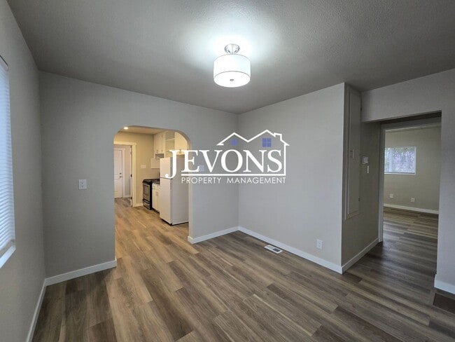 Building Photo - 3 bedroom home with washer and dryer – 1-acre lot next to an orchard – Large and small pets allowed!