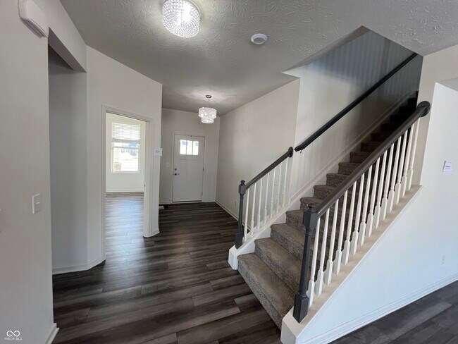 Building Photo - 5374 Noble Crossing Pkwy W