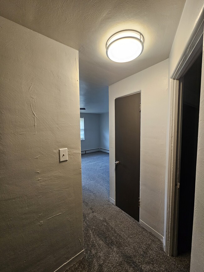 Building Photo - Sleepy Hollow Apartments