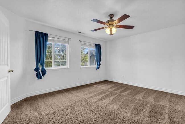 Building Photo - Beautiful 4 Bedroom 2.5 Bath Home in Lehi near Thanksgiving Point!