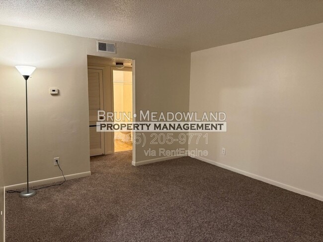 Building Photo - 4409 Bruhin Rd