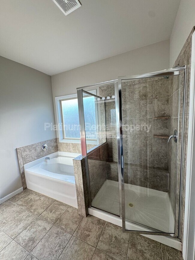Building Photo - 1355 Slate Bend Dr
