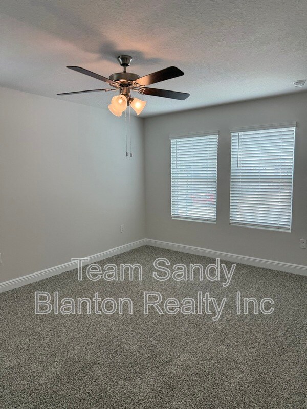 Building Photo - 3984 Pendragon Cir