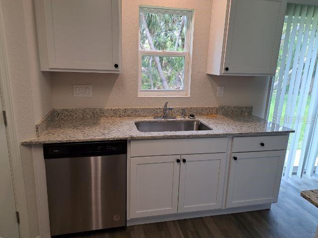 Building Photo - 430 Sherbourne St